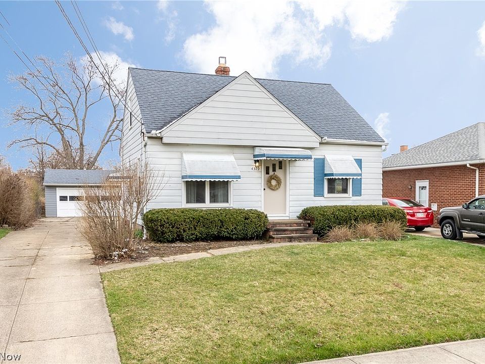 1st image of 4379 W 182nd St