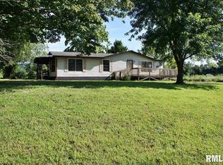 7021 Walnut Ridge Rd, Grantsburg, IL 62943