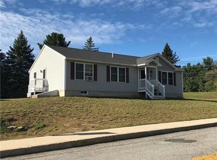 233 High St, Sanford, ME 04073