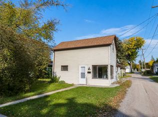 714 7th Ave NE, Devils Lake, ND 58301