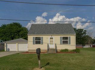 1221 Fran St, Evansdale, IA 50707