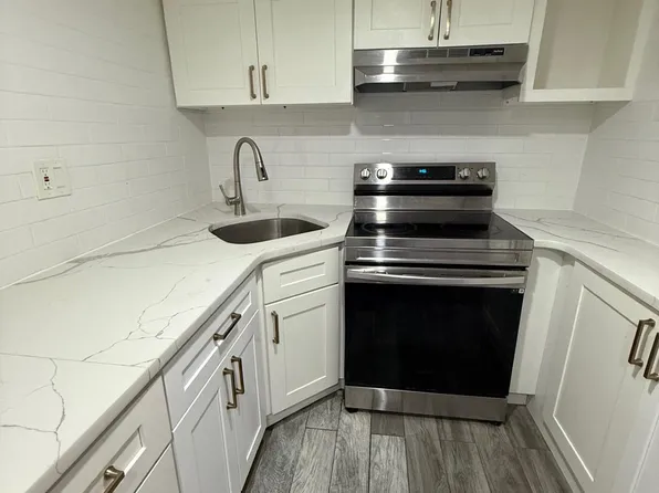 1224 Carlton St, Philadelphia, PA 19107