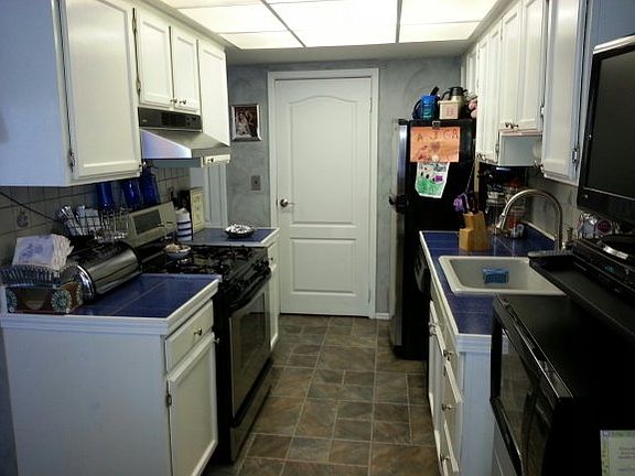 3rd image of 11 Wellington Ct
