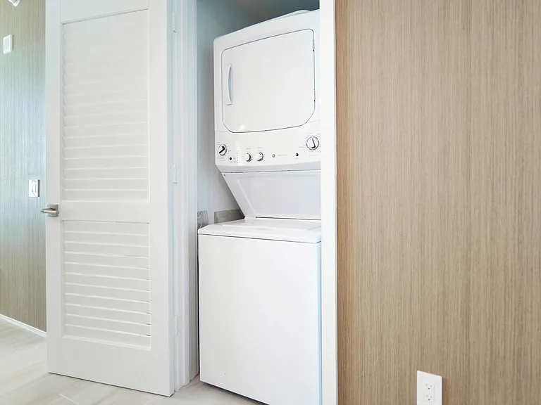 Washer/Dryer
