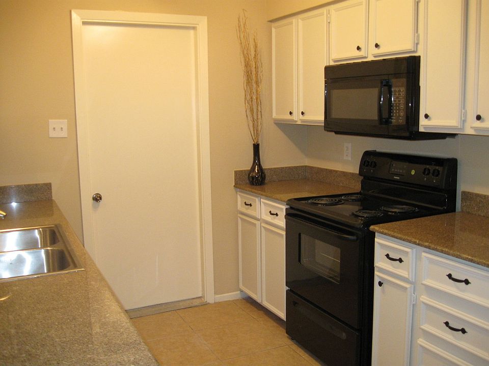 2nd image of 4515 Rosegate Dr