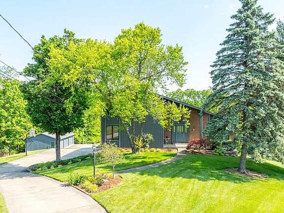 3rd image of 3578 Constitution Ct