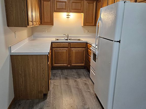 3rd image of 401 Western Ave APT 301