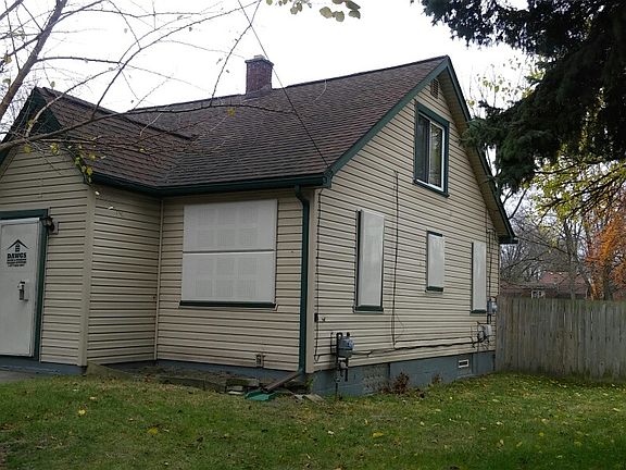 2nd image of 3298 Berkshire Ave