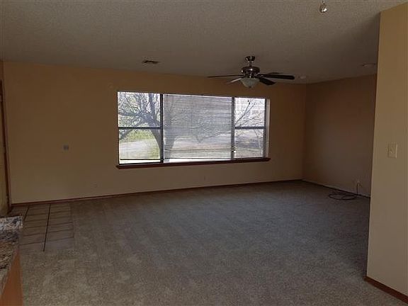5th image of 1404 E South Ave