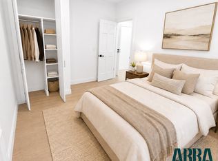 388 E 48th St #2B, Brooklyn, NY 11203