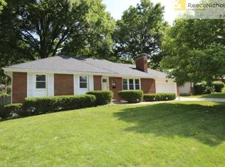 9804 E 82nd St, Raytown, MO 64138