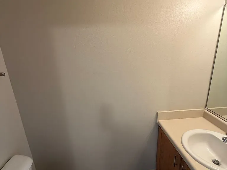 1123 SE Village View Ln — Photo 6