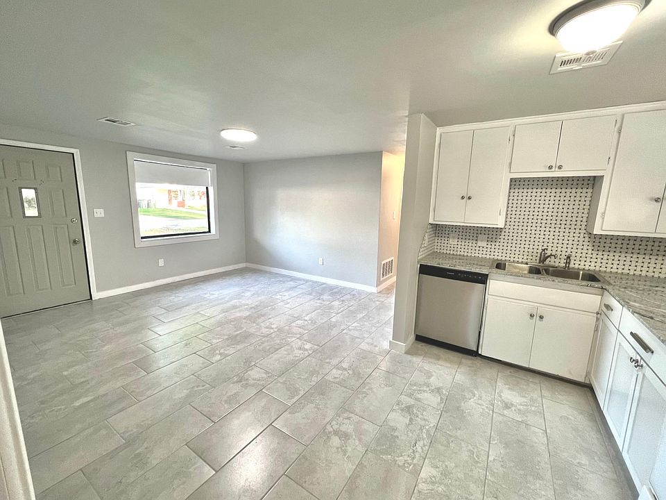 1st image of 1809 Lariet Ln