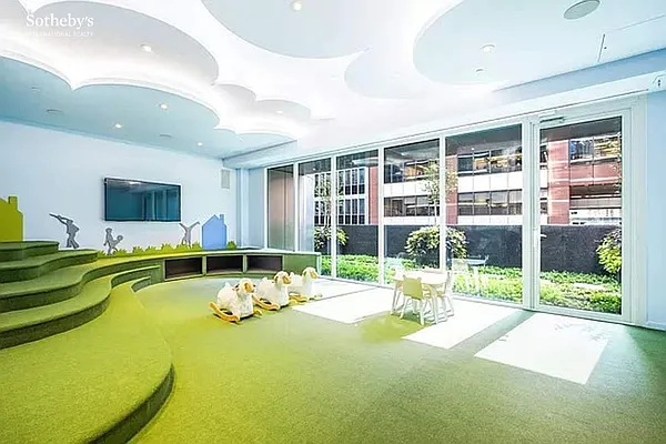 Rented by Sotheby's International Realty | media 19