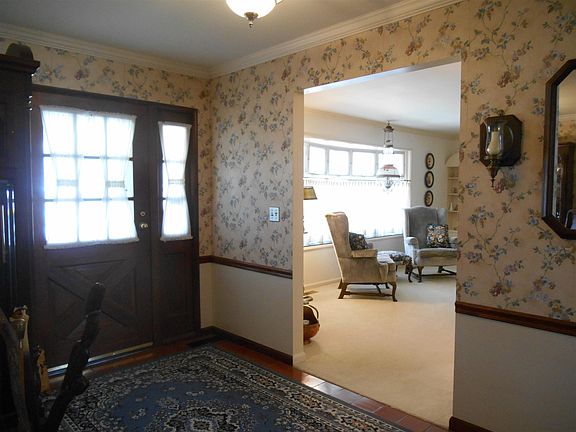 2nd image of 3530 Woodmont Dr