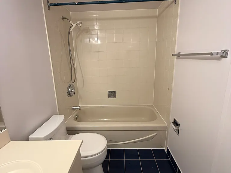 175 Bamburgh Cir #1609 — Photo 14