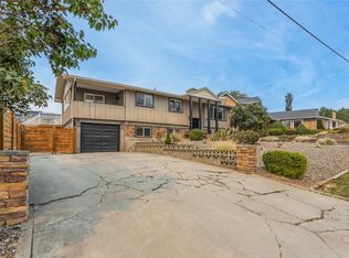2232 Witt Rd, West Kelowna, BC V4T 2C5