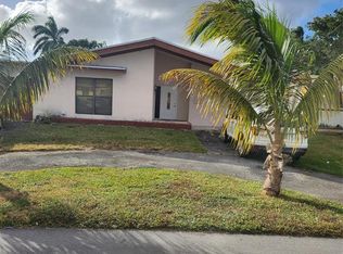 3828 E Lake Ter, Miramar, FL 33023