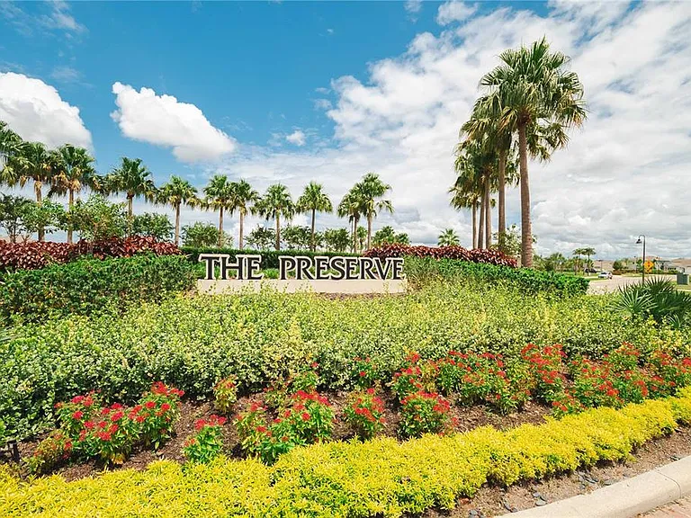 2878 Suncoast Plains Dr — Photo 14