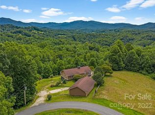 423 John Sparks Rd, Bakersville, NC 28705