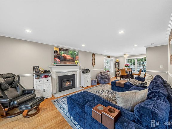 5th image of 2601 Pinhorn Dr
