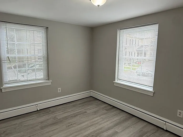 403 S Washington St #8 — Photo 13
