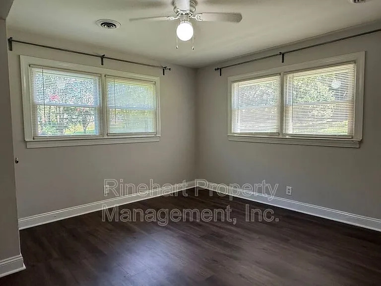 645 Greenbriar Ave — Photo 19