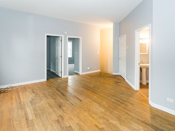 5th image of 458 N Paulina St #3