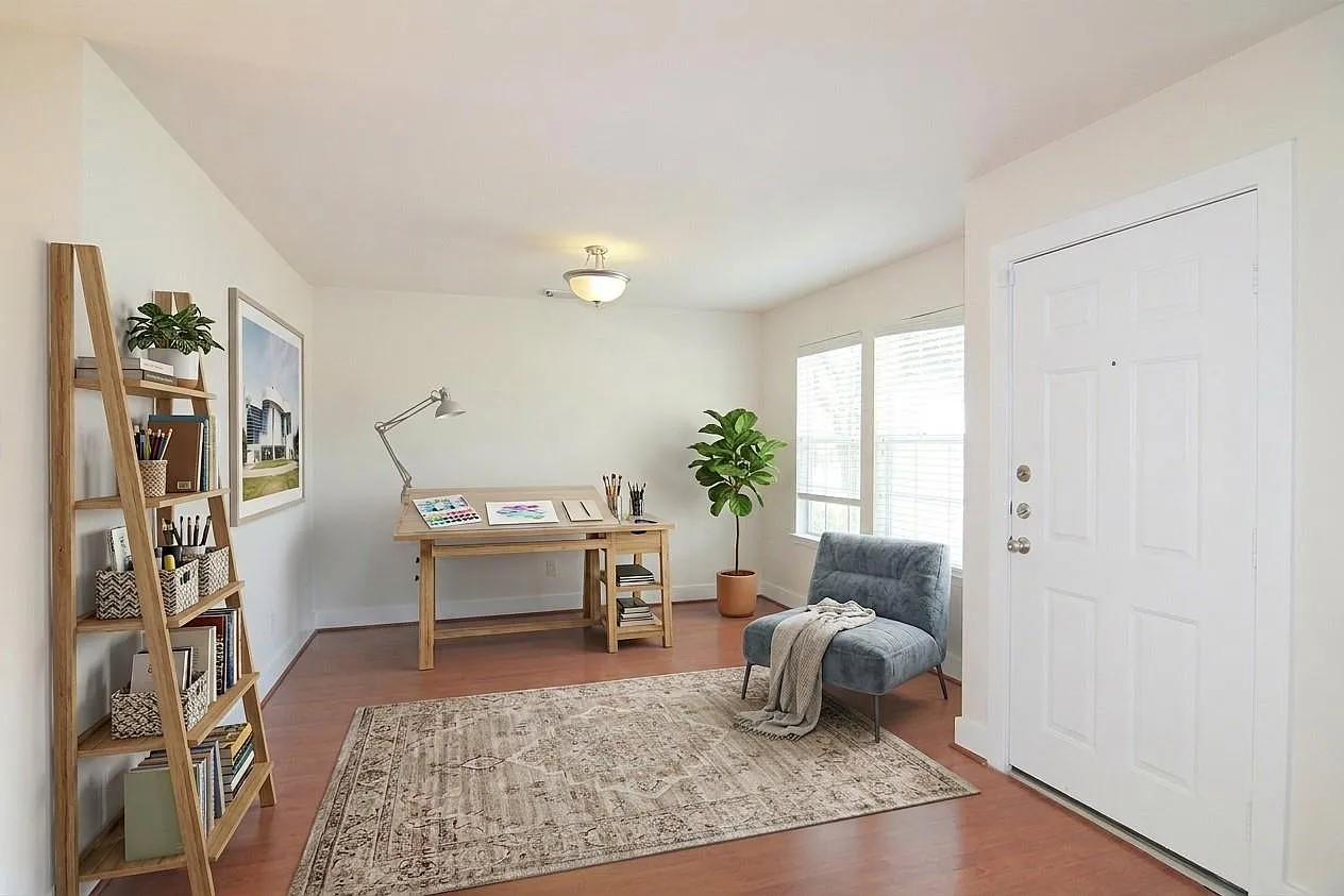 3 bed, 2.5 bath, 2167 sqft, $2,000 — Photo 3