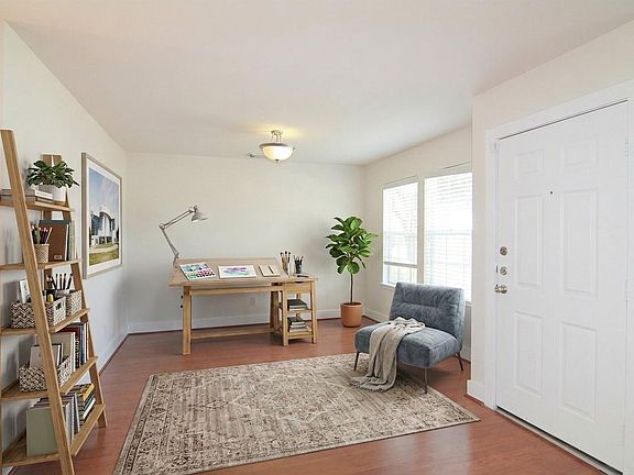 3rd image of 10110 Farrell Dr