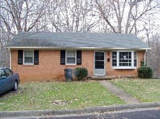 80 W Princeton Cir #B, Lynchburg, VA 24503