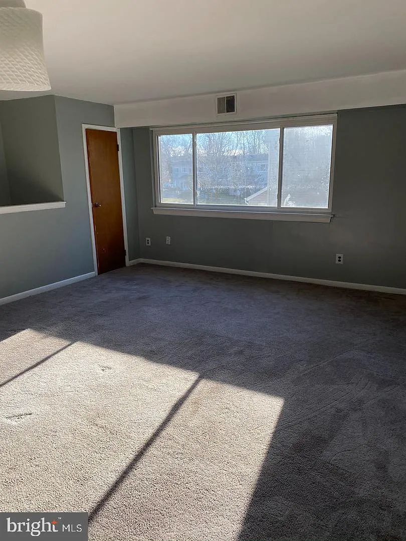 1 bed, 700 sqft, $1,349 — Photo 4