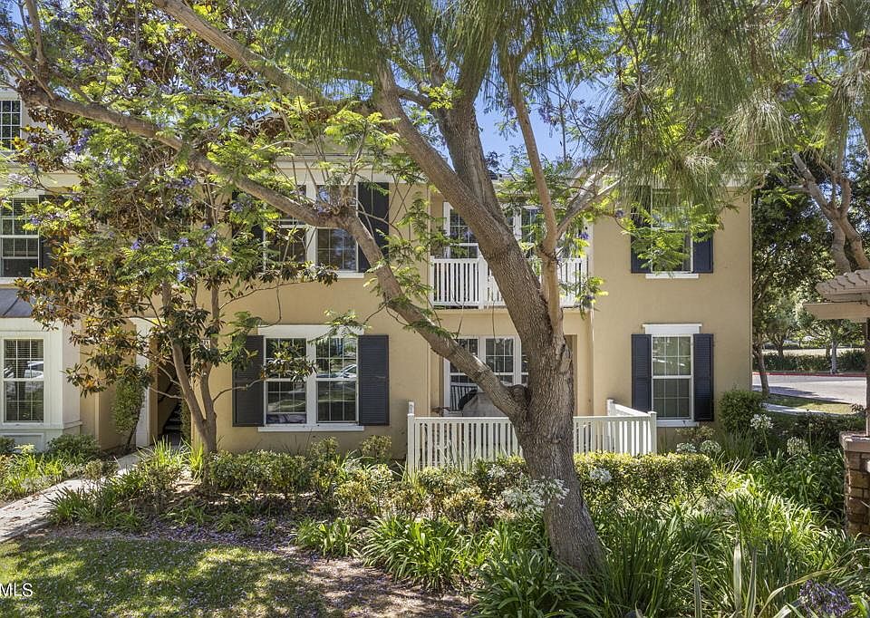 992 Holiday Ave, Ventura, CA 93003 Zillow