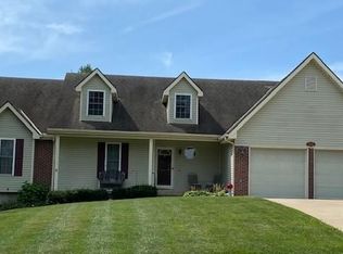 3410 Karnes Rd, Saint Joseph, MO 64506