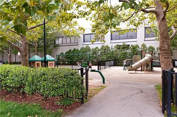 Sold by Nest Seekers International | media 6