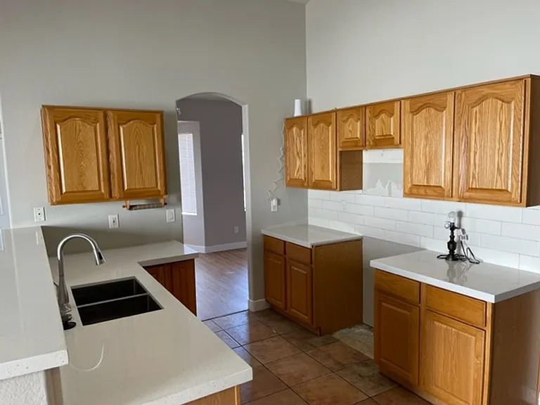 4334 Yorkwood Dr — Photo 5