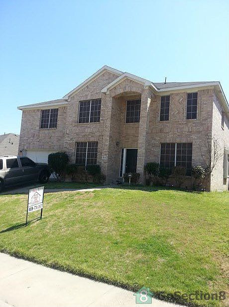 1st image of 1054 Pondview Dr