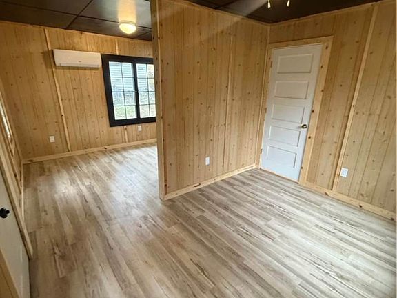 2nd image of 248 Wildflower Ave #7