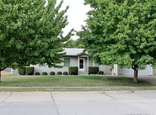 310 E Clinton Ave, Indianola, IA 50125