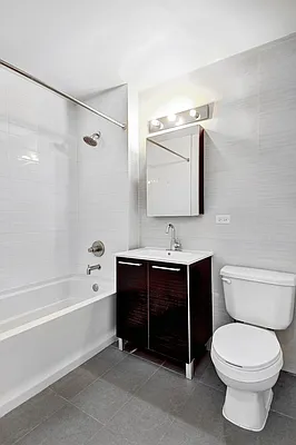 Rented by Bold New York | media 7