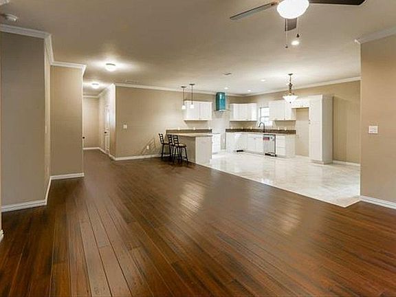 3rd image of 3725 Avenue I