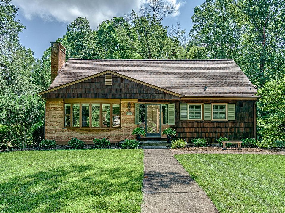 1st image of 980 Ashland Ave