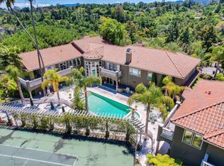 450 Moseley Rd, Hillsborough, CA 94010