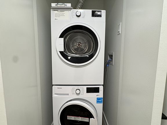 5th image of 10448 University Dr #1601