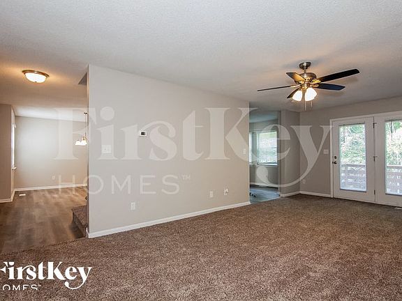 4th image of 153 Silver Birch Ln