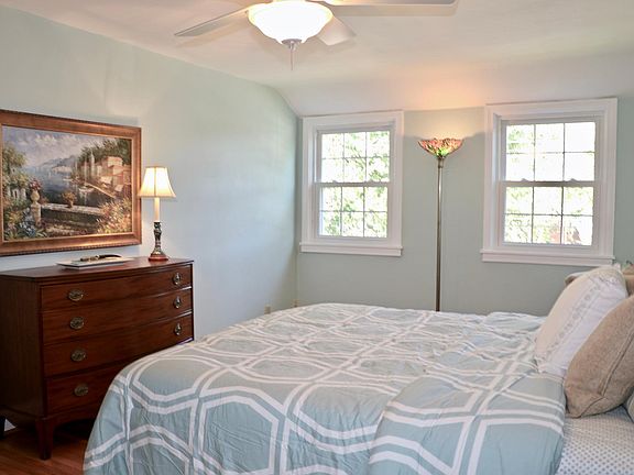 4th image of 1009 Park Pl APT 2