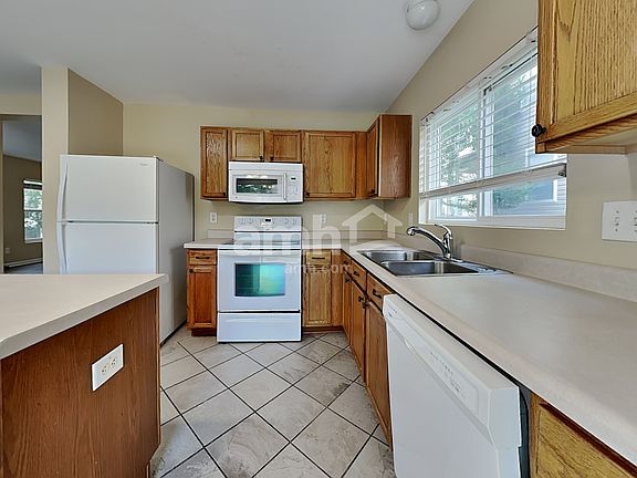 3rd image of 148 Depot Ridge Rd