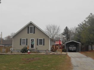 341 N Beach Dr, Monticello, IN 47960