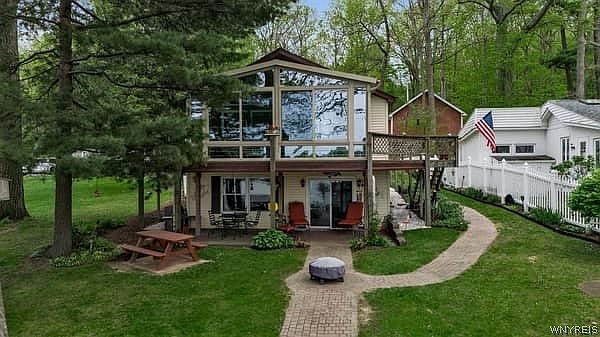 1st image of 4046 Lakeside Avenue