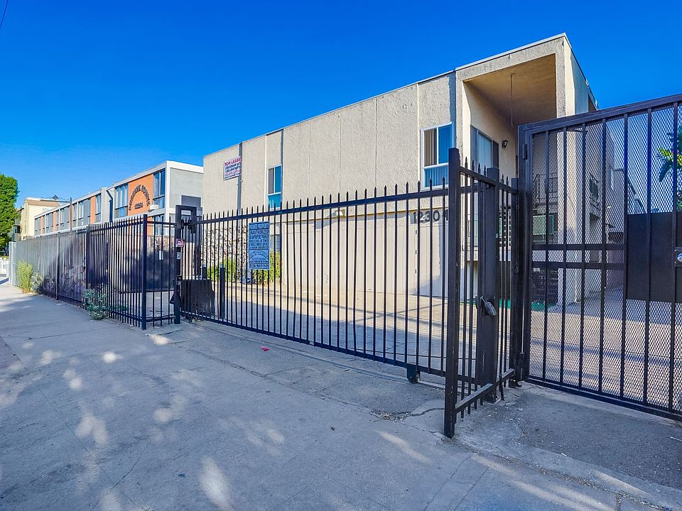 1st image of 12304 Burbank Blvd APT 10